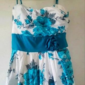 dELiAs Spaghetti Strap Mini